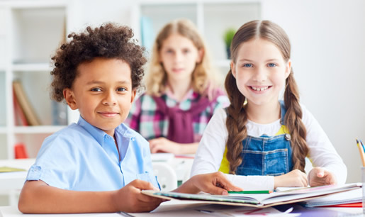 Inglês para crianças: entenda a importância para o aprendizado infantil Inglês para crianças: entenda a importância para o aprendizado infantil